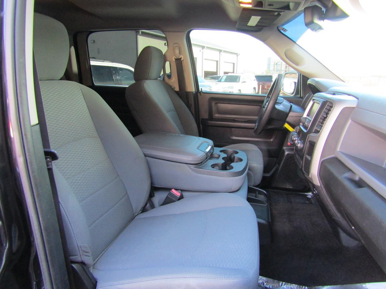 2016 RAM 1500 2WD Crew Cab 140.5 Express Grand Prairie TX