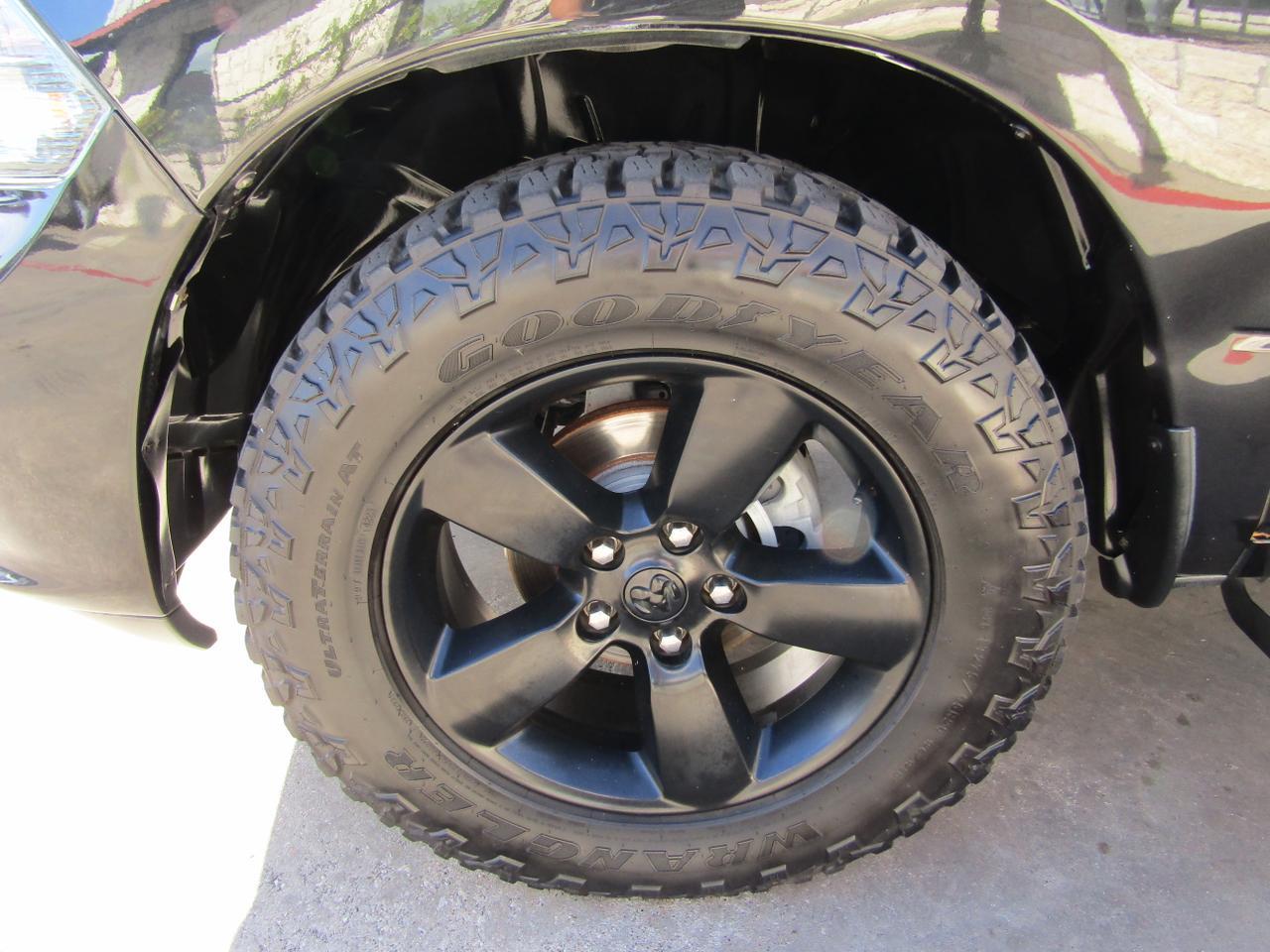 2016 RAM 1500 2WD Crew Cab 140.5 Express Grand Prairie TX