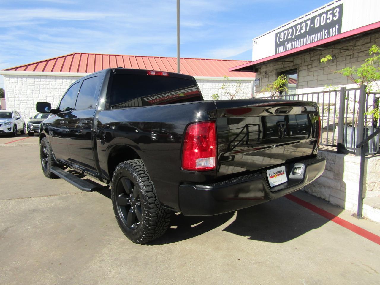 2016 RAM 1500 2WD Crew Cab 140.5 Express Grand Prairie TX