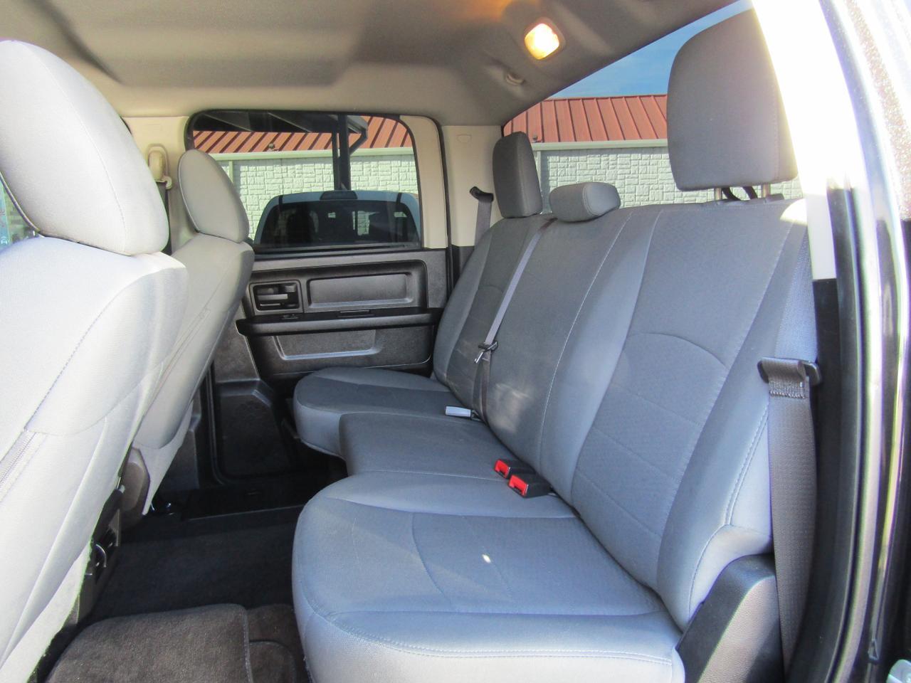 2016 RAM 1500 2WD Crew Cab 140.5 Express Grand Prairie TX