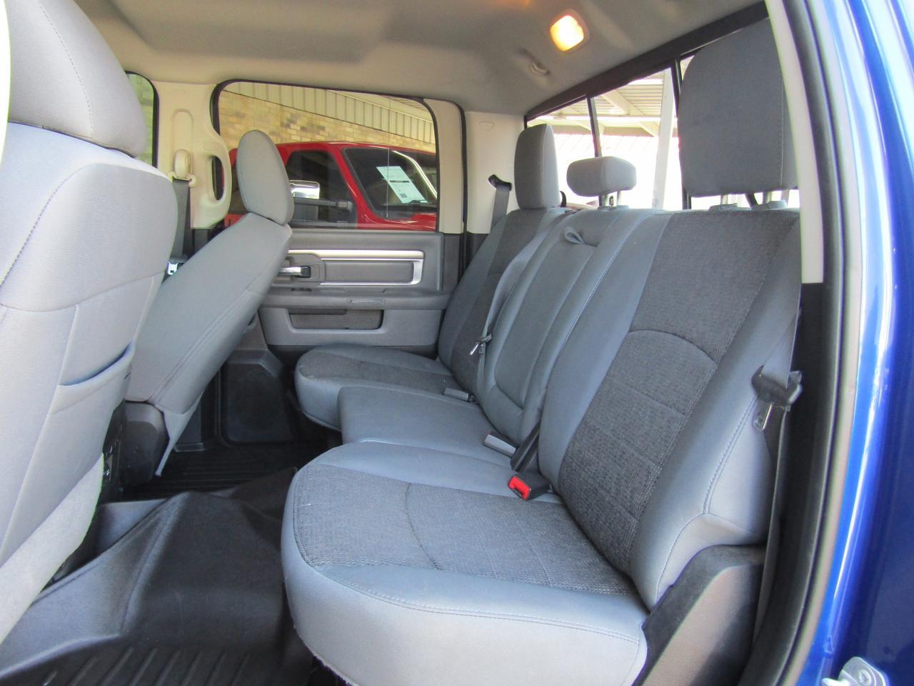 2016 RAM 1500 4WD Crew Cab 140.5 Big Horn Grand Prairie TX