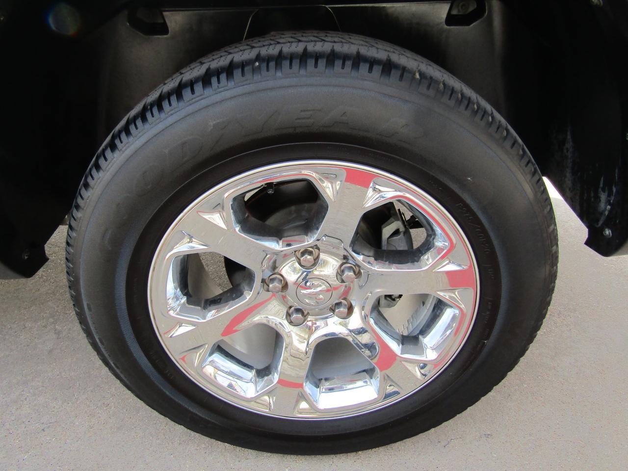 2016 RAM 1500 4WD Crew Cab 140.5 Laramie Grand Prairie TX