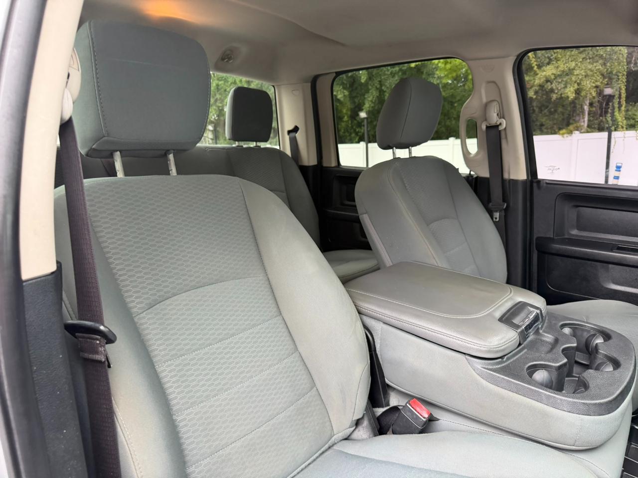 2016 RAM 1500 4WD Crew Cab 140.5" Express Jacksonville FL