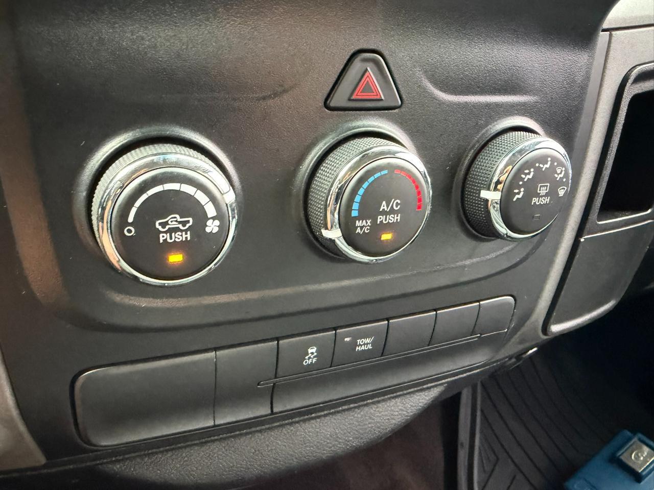 2016 RAM 1500 4WD Crew Cab 140.5" Express Jacksonville FL