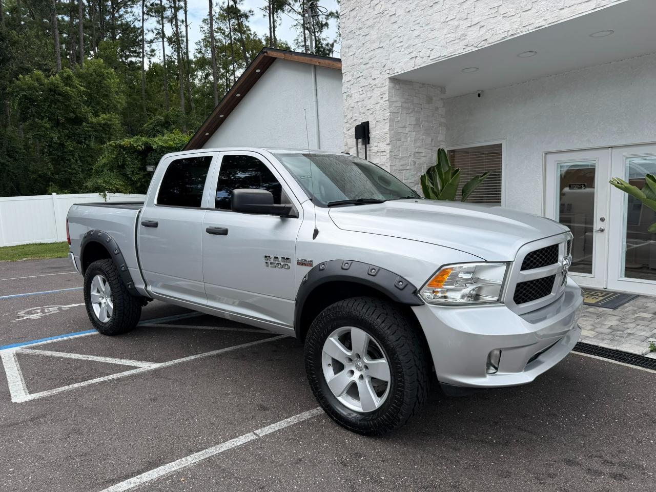 2016 RAM 1500 4WD Crew Cab 140.5" Express Jacksonville FL