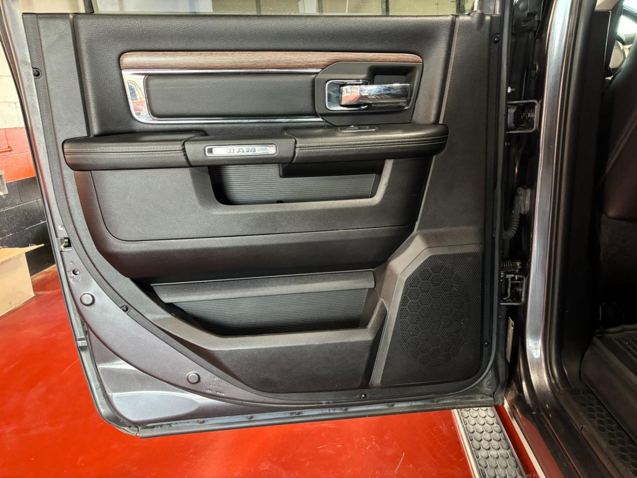 2016 RAM 1500 Crew Cab Laramie Franklin OH