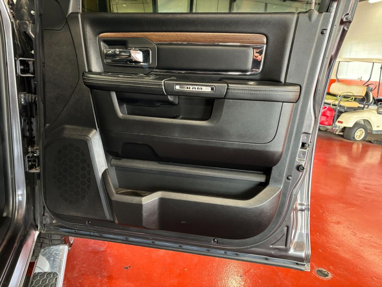 2016 RAM 1500 Crew Cab Laramie Franklin OH