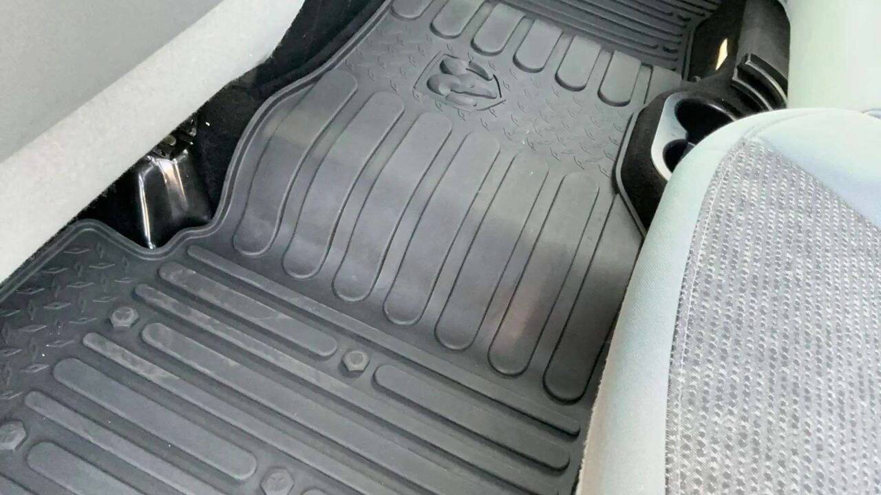 2016 RAM 1500 Outdoorsman 4x4 4dr Crew Cab 5.5 ft. SB Pickup Chesterfield MI