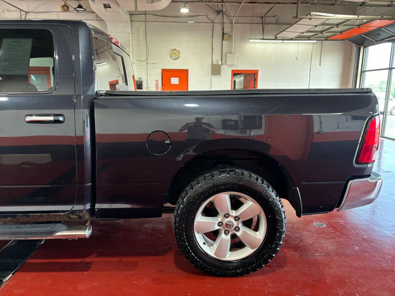 2016 RAM 1500 Quad Cab SLT 4WD Franklin OH