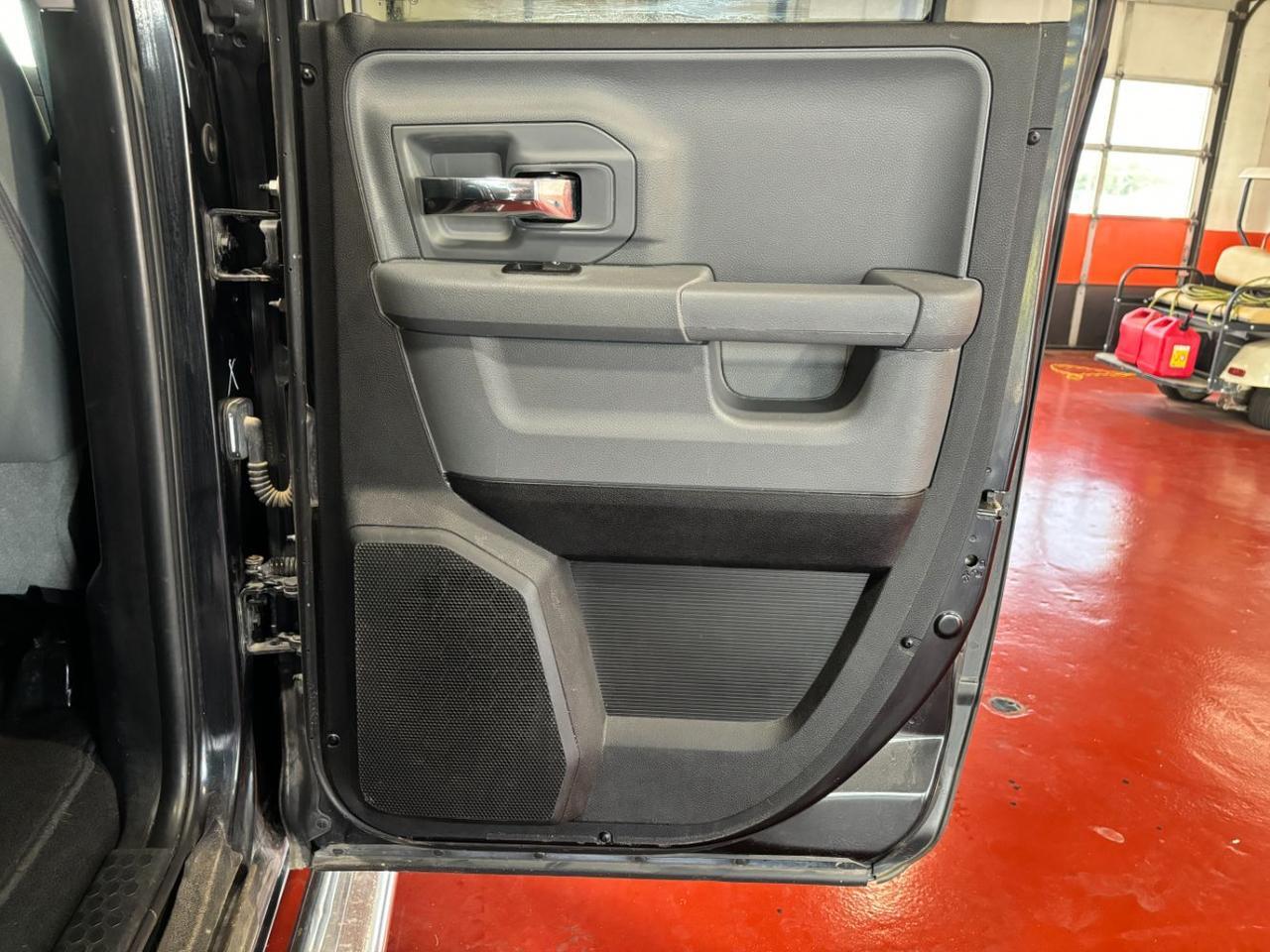 2016 RAM 1500 Quad Cab SLT 4WD Franklin OH