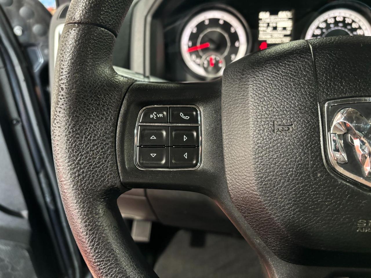 2016 RAM 1500 Quad Cab SLT 4WD Franklin OH