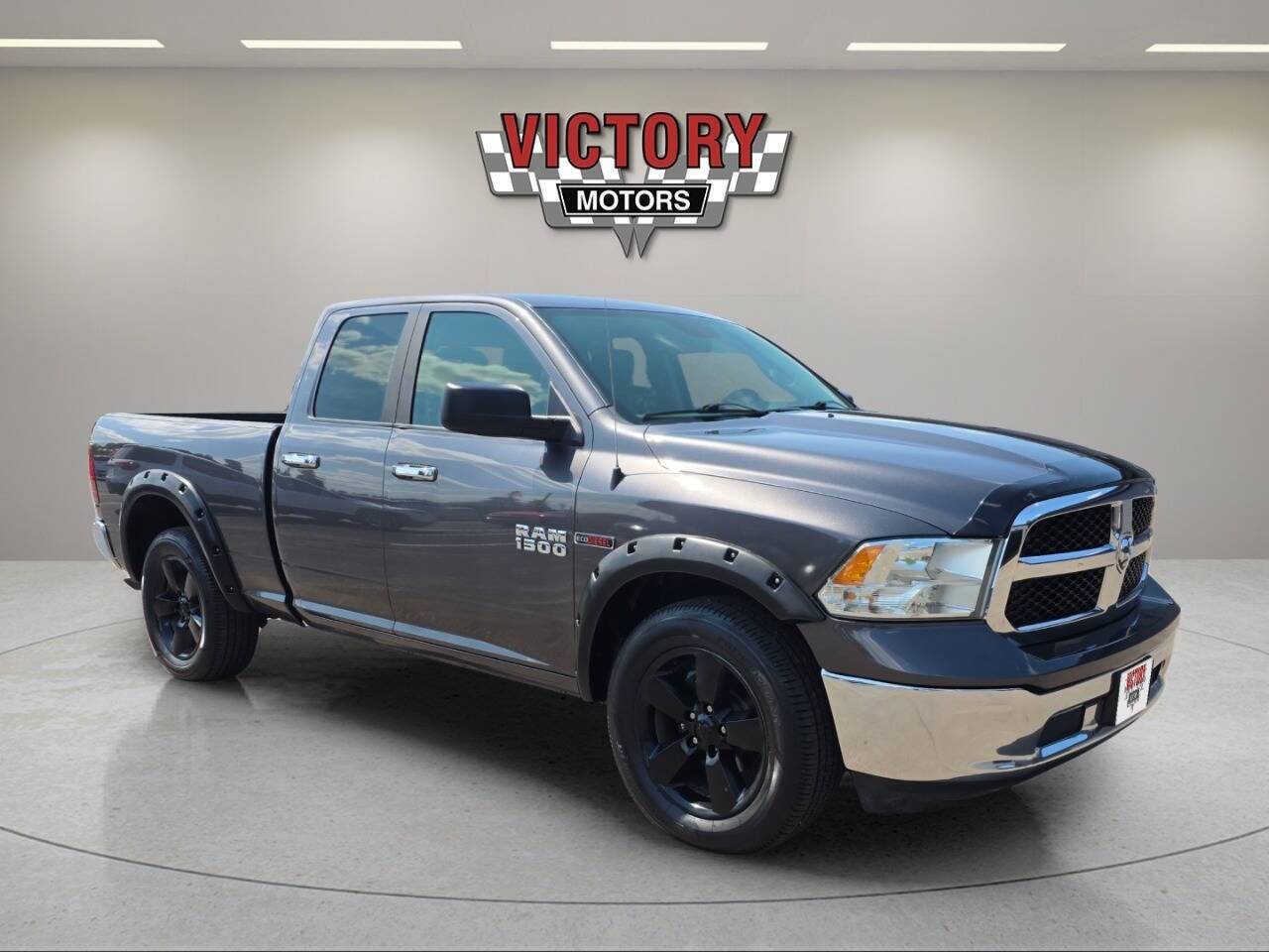 2016 RAM 1500 SLT 4x4 4dr Quad Cab 6.3 ft. SB Pickup Chesterfield MI