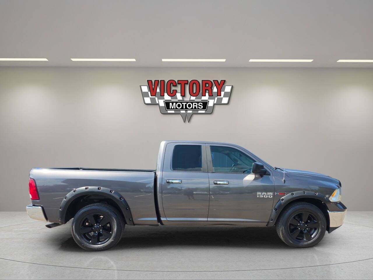 2016 RAM 1500 SLT 4x4 4dr Quad Cab 6.3 ft. SB Pickup Chesterfield MI