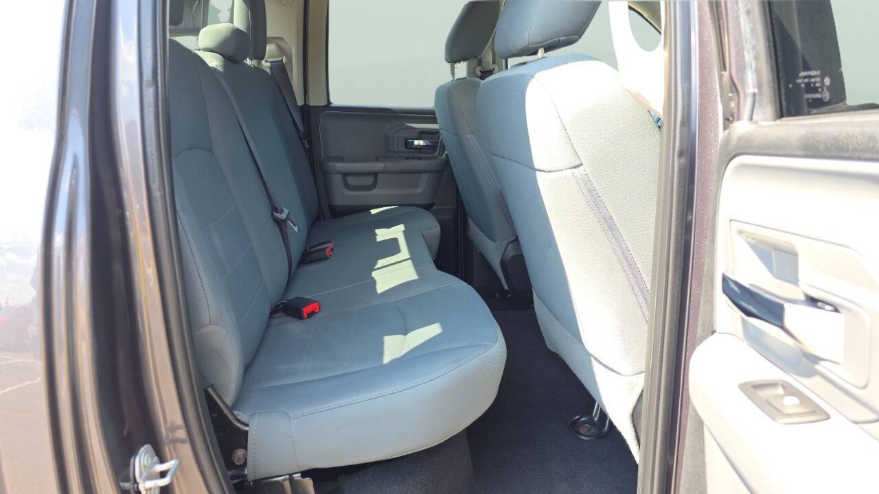 2016 RAM 1500 SLT 4x4 4dr Quad Cab 6.3 ft. SB Pickup Chesterfield MI