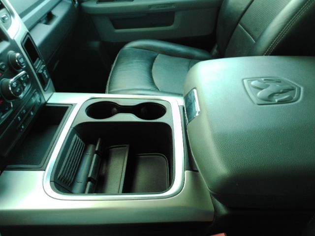 2016 RAM 1500 SLT Crew Cab SWB 4WD Plano TX