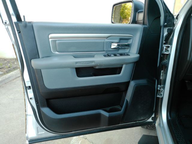 2016 RAM 1500 SLT Crew Cab SWB 4WD Plano TX