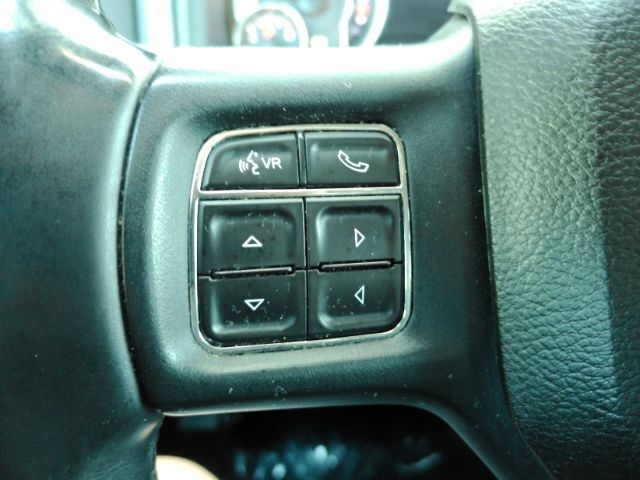 2016 RAM 1500 SLT Crew Cab SWB 4WD Plano TX