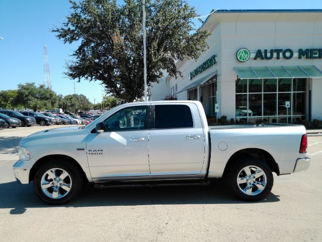 2016 RAM 1500 SLT Crew Cab SWB 4WD Plano TX
