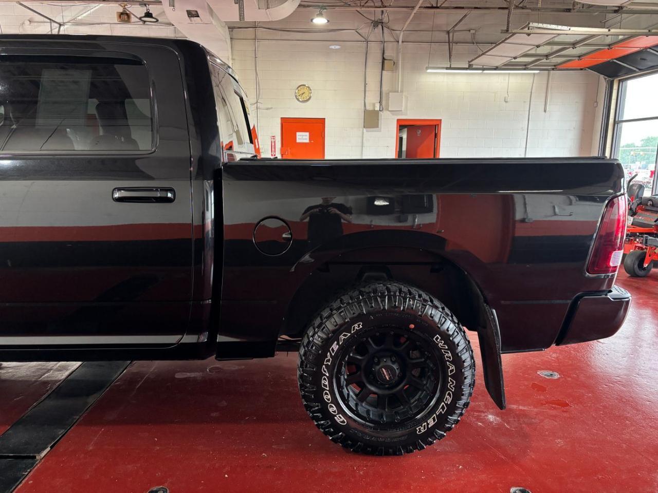 2016 RAM 1500 Sport Crew Cab SWB 4WD Franklin OH