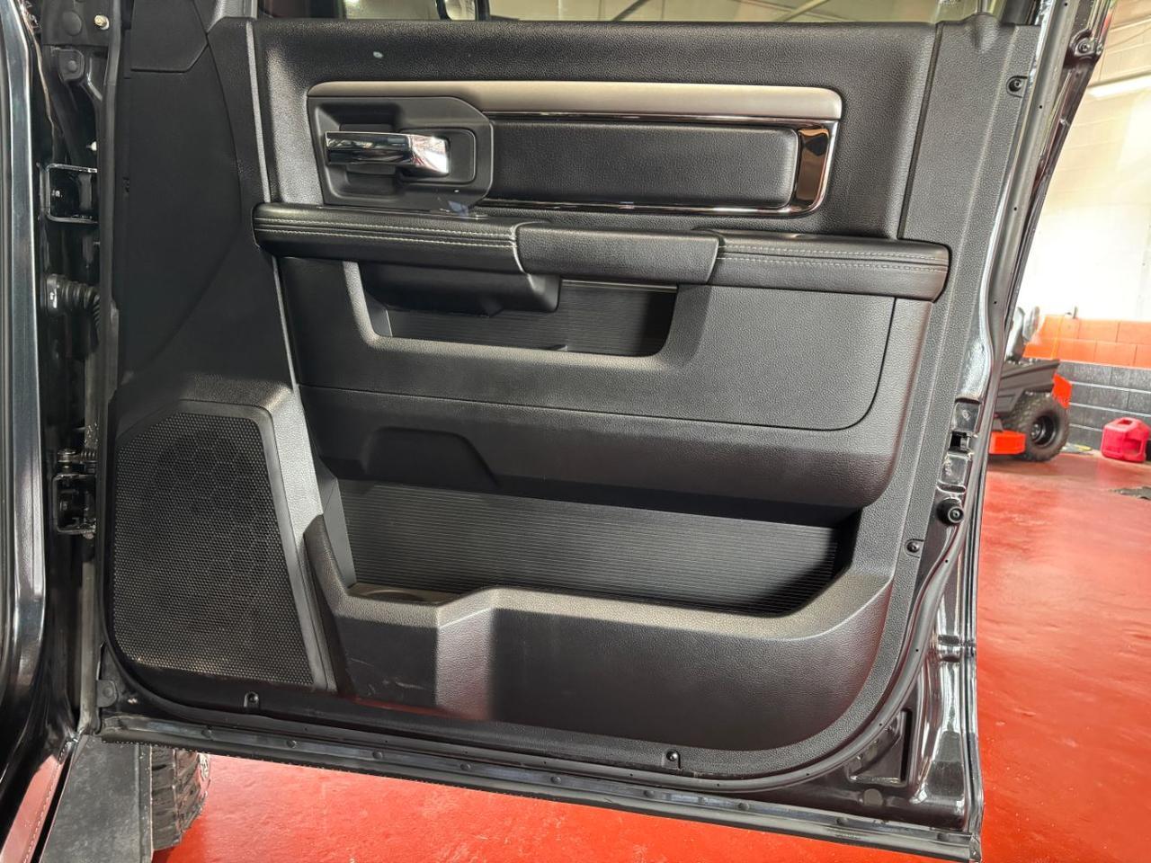 2016 RAM 1500 Sport Crew Cab SWB 4WD Franklin OH