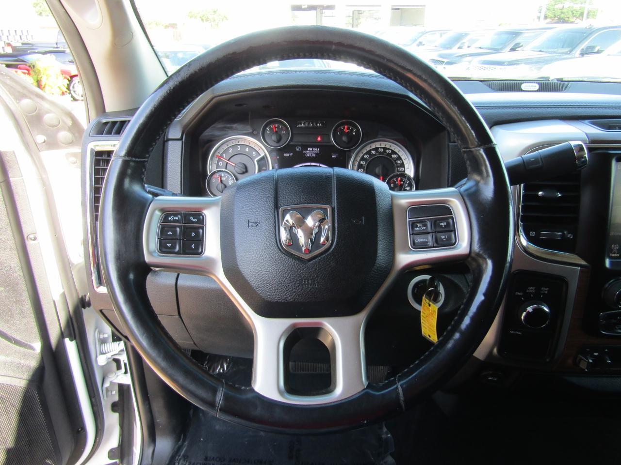 2016 RAM 2500 4WD Crew Cab 149 Laramie Grand Prairie TX