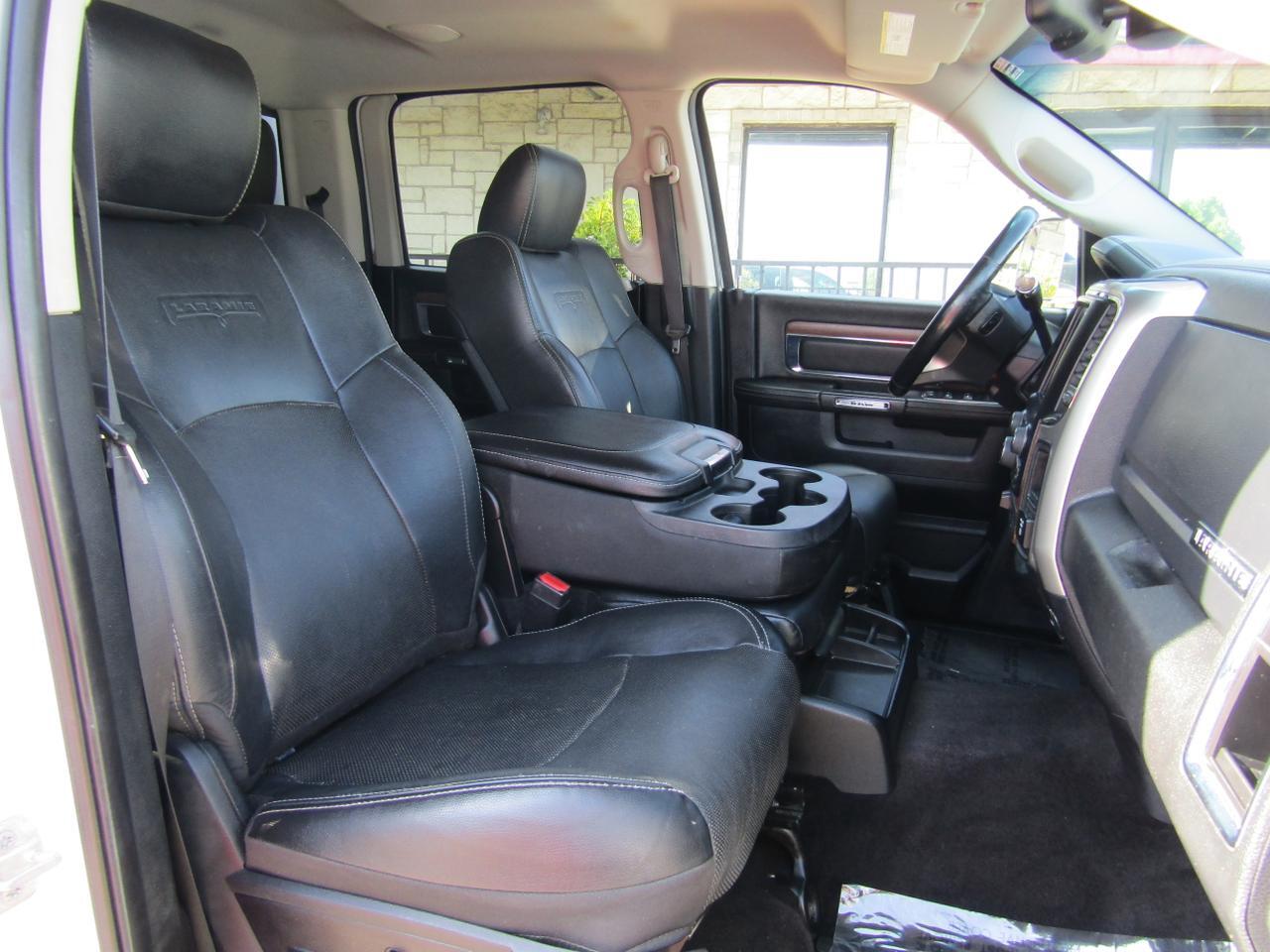2016 RAM 2500 4WD Crew Cab 149 Laramie Grand Prairie TX
