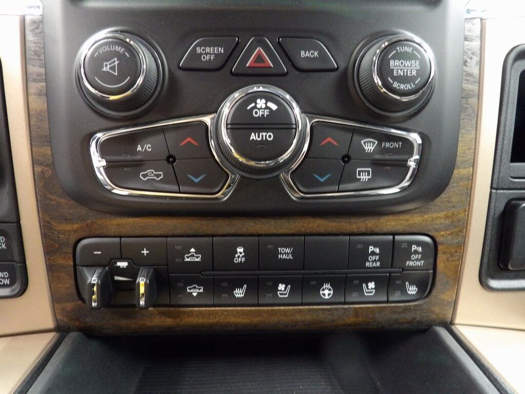 2016 Ram 1500 4x4 Crew Cab Laramie Longhorn Fond du Lac WI