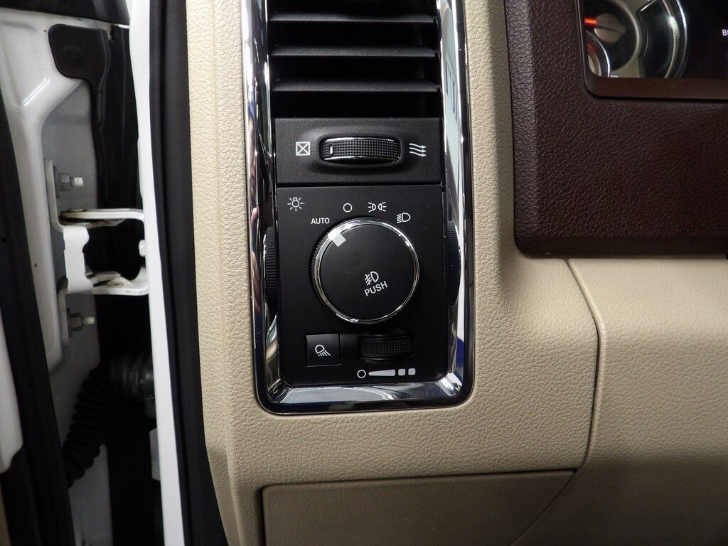 2016 Ram 1500 4x4 Crew Cab Laramie Longhorn Fond du Lac WI