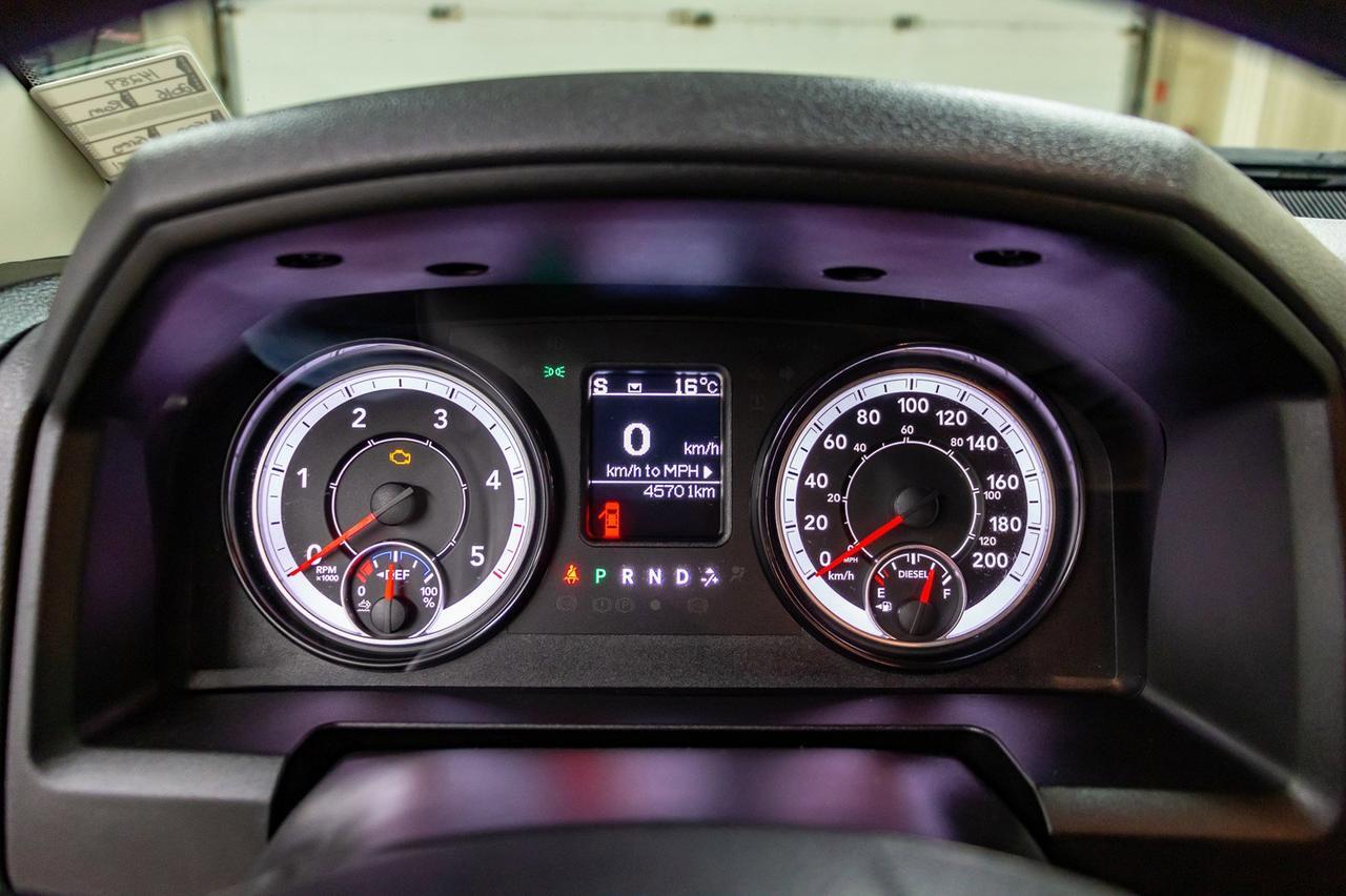 2016 Ram 1500 4x4 Crew Cab SLT EcoDiesel BCam Red Deer AB