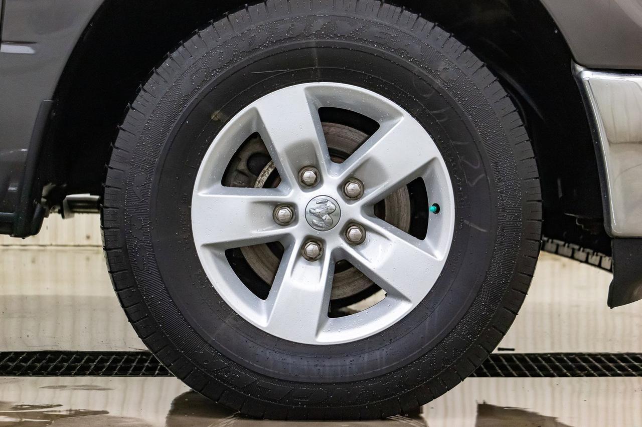 2016 Ram 1500 4x4 Crew Cab SLT EcoDiesel BCam Red Deer AB