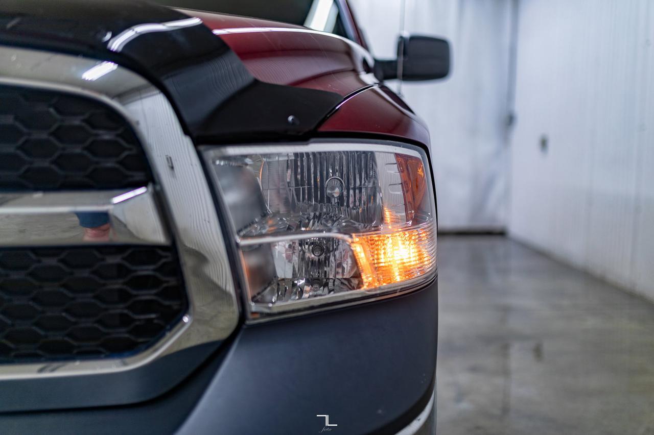 2016 Ram 1500 4x4 Crew Cab SXT Red Deer AB