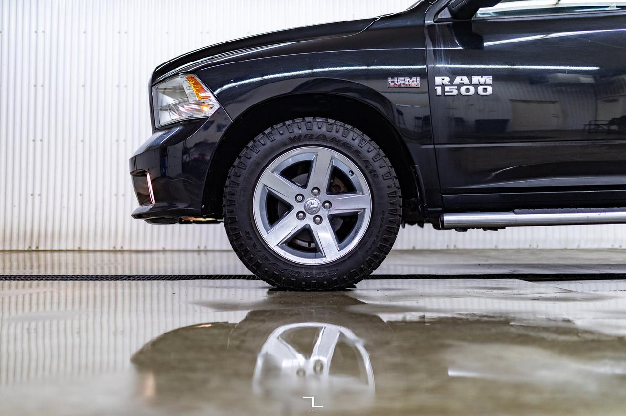 2016 Ram 1500 4x4 Reg Cab Express Short Box BCam Red Deer AB