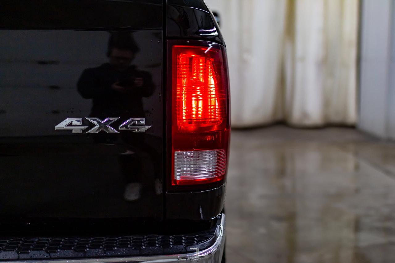 2016 Ram 1500 4x4 Reg Cab SLT EcoDiesel Nav BCam Red Deer AB