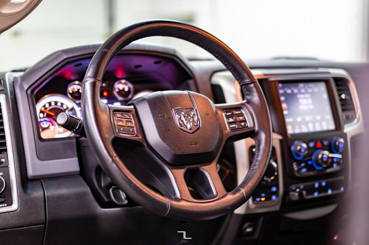 2016 Ram 1500 4x4 Reg Cab SLT EcoDiesel Nav BCam Red Deer AB