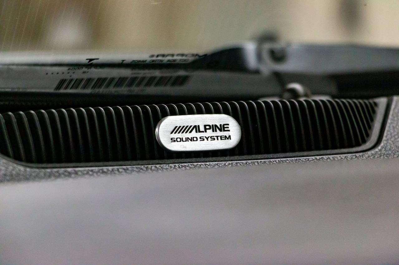 2016 Ram 1500 4x4 Reg Cab Sport Leather Nav Wheels Red Deer AB