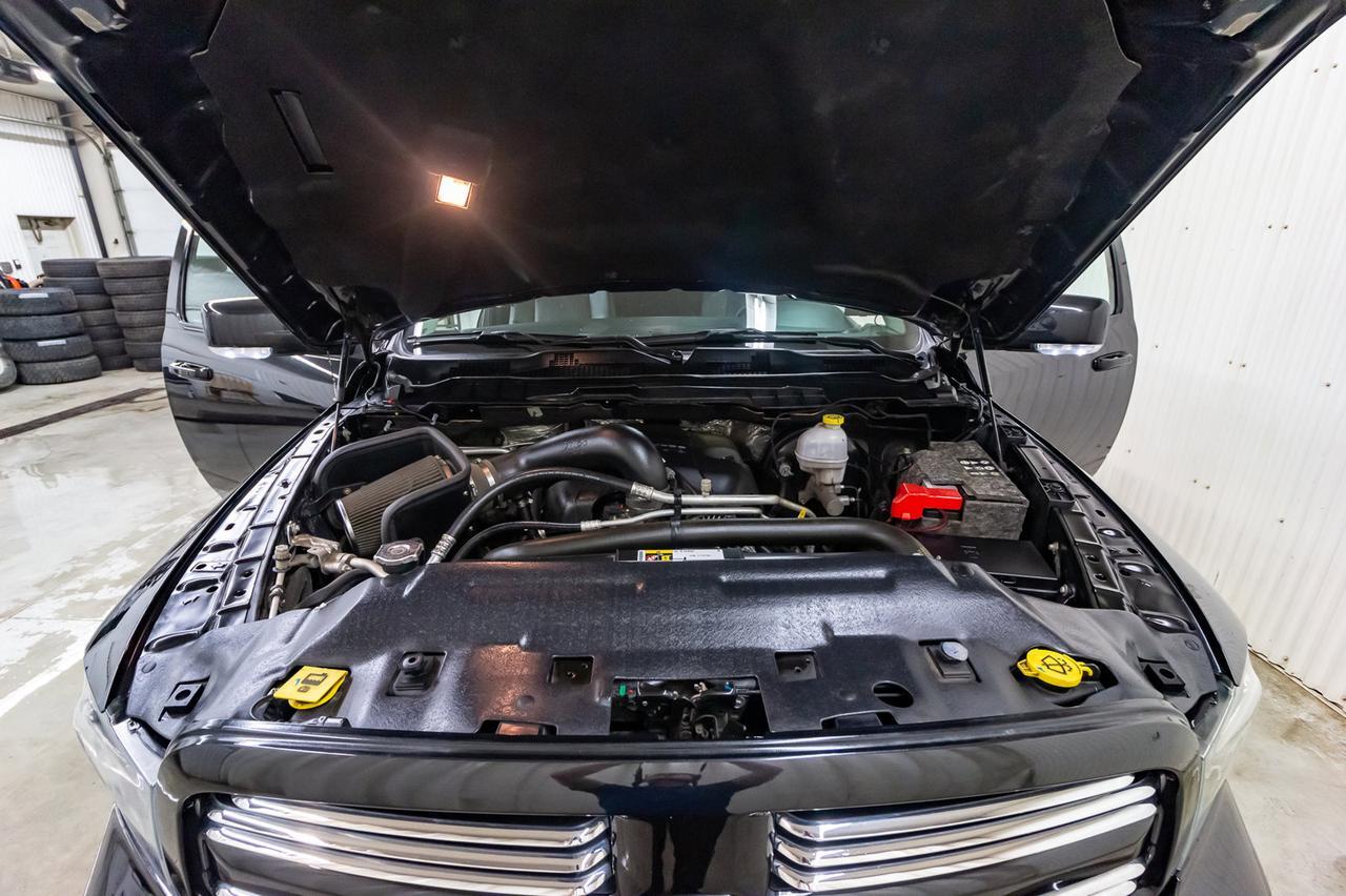 2016 Ram 1500 4x4 Reg Cab Sport Leather Nav Wheels Red Deer AB