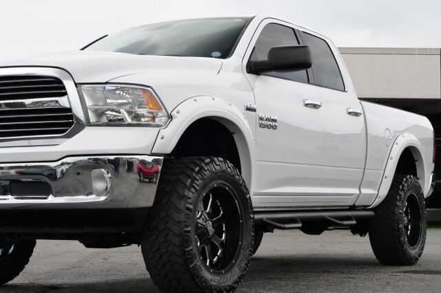 2016 Ram 1500 Big Horn 4X4 / 5.7L Hemi V8 / Wheels & Tires Upgrade! High Point NC