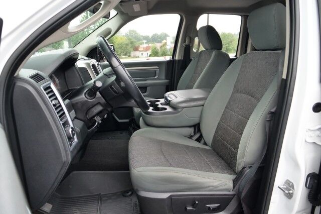 2016 Ram 1500 Big Horn 4X4 / 5.7L Hemi V8 / Wheels & Tires Upgrade! High Point NC
