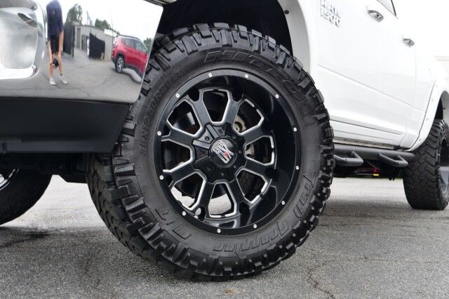2016 Ram 1500 Big Horn 4X4 / 5.7L Hemi V8 / Wheels & Tires Upgrade! High Point NC