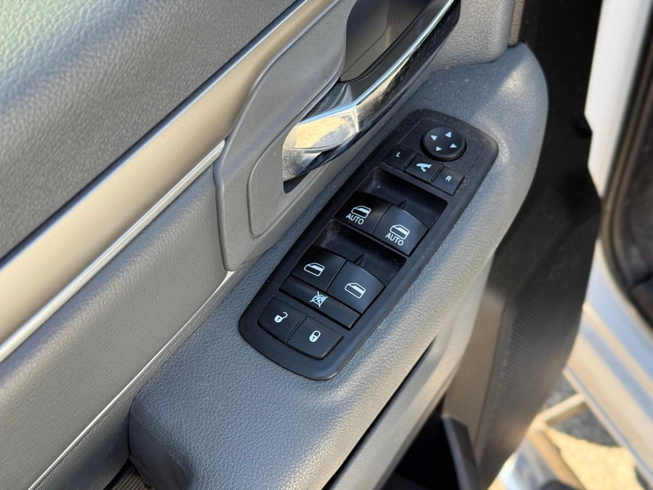 2016 Ram 1500 Big Horn Crestwood KY