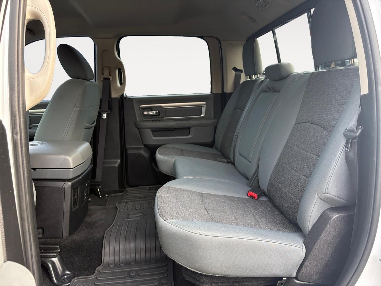 2016 Ram 1500 Big Horn, RUNNING BOARDS, REAR POWER SLIDING WINDOW, BACKUP CAMERA WITH PARKING SENSORS, TOW PACKAGE, LOW MILEAGE, THIS TRUCK IS LIKE BRAND NEW! Virginia Beach VA