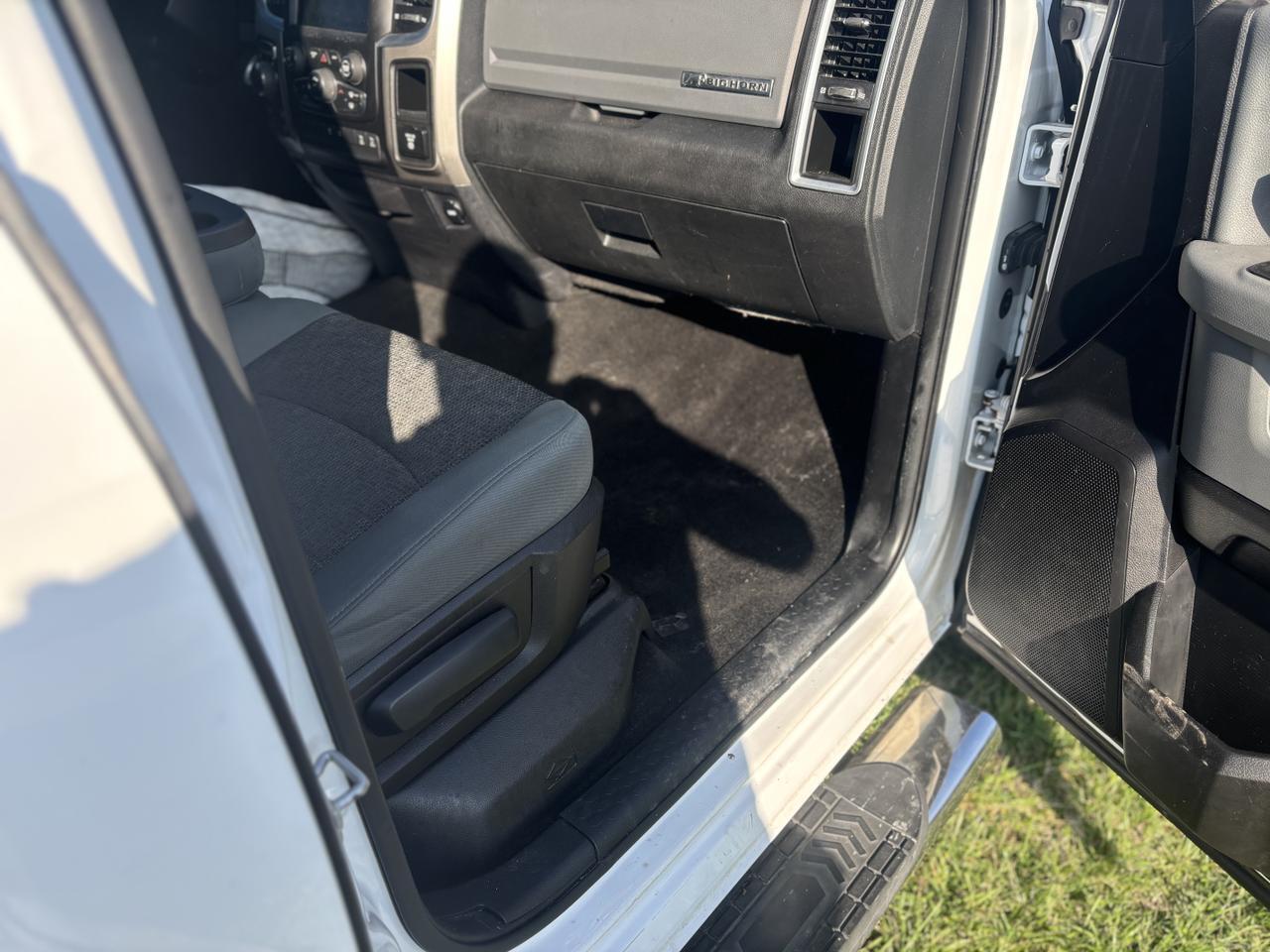 2016 Ram 1500 Crew Cab Big Horn Pickup 4D 5 1/2 ft Aurora MO