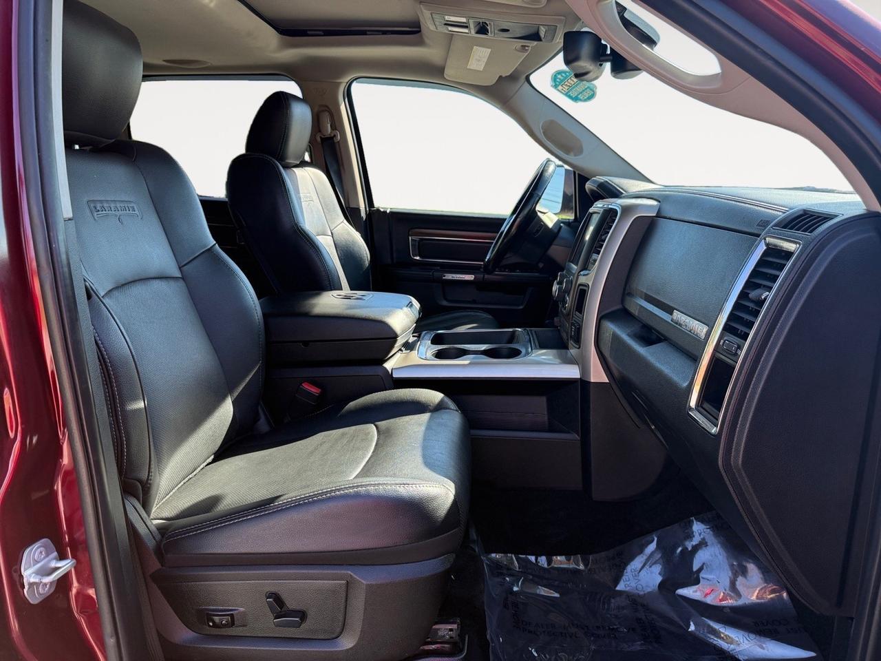 2016 Ram 1500 Laramie, BACKUP CAMERA, ALPINE SPEAKERS, HEATED STEERING WHEEL, HEATED AND VENTILATED SEATS, POWER REAR SLIDING WINDOW, POWER FOLD MIRRORS, NAVIGATION, POWER SUNROOF, REMOTE START, COME BY AND MAKE THIS TRUCK YOURS TODAY! Norfolk VA