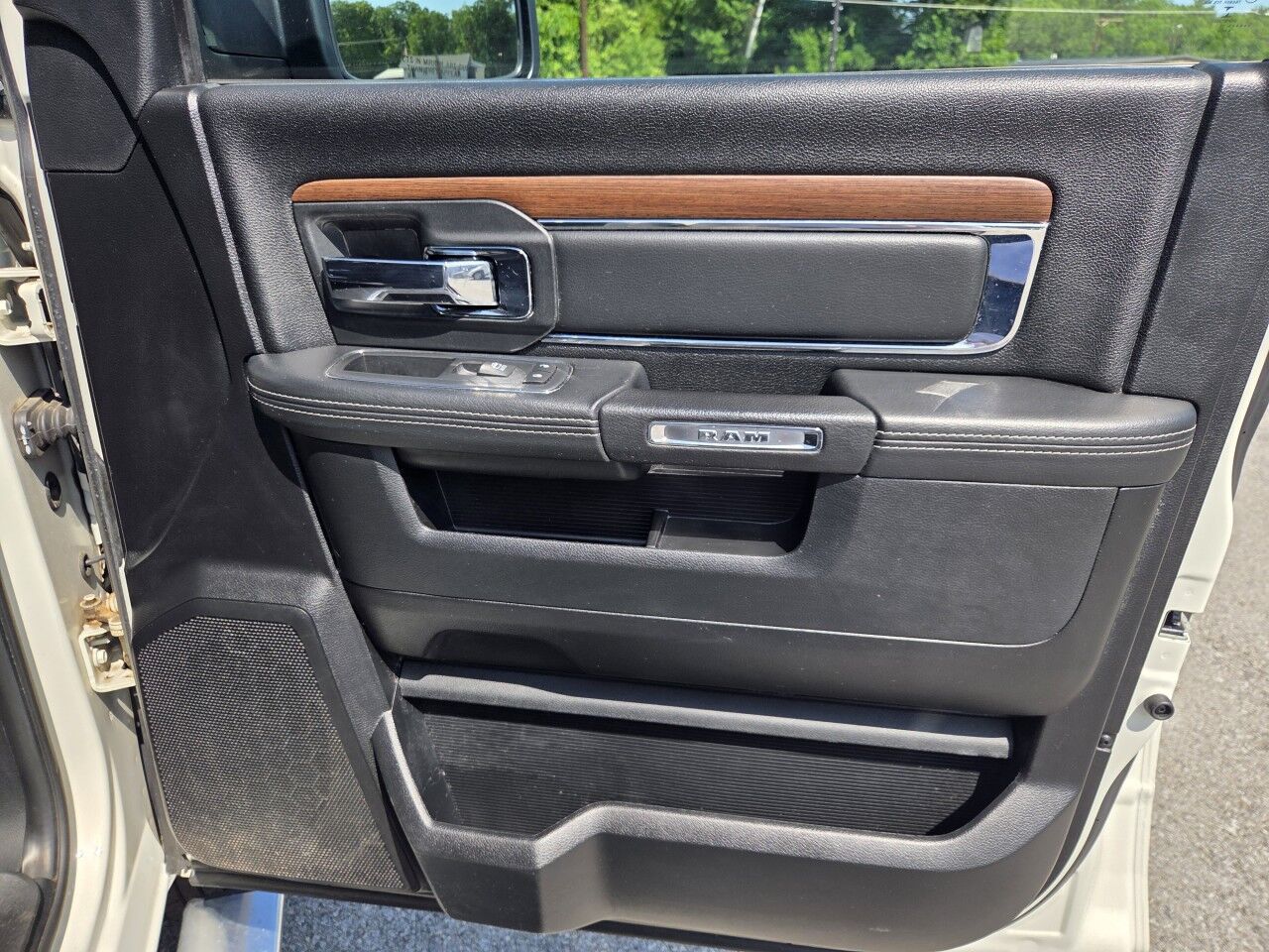 2016 Ram 1500 Laramie Charlton MA