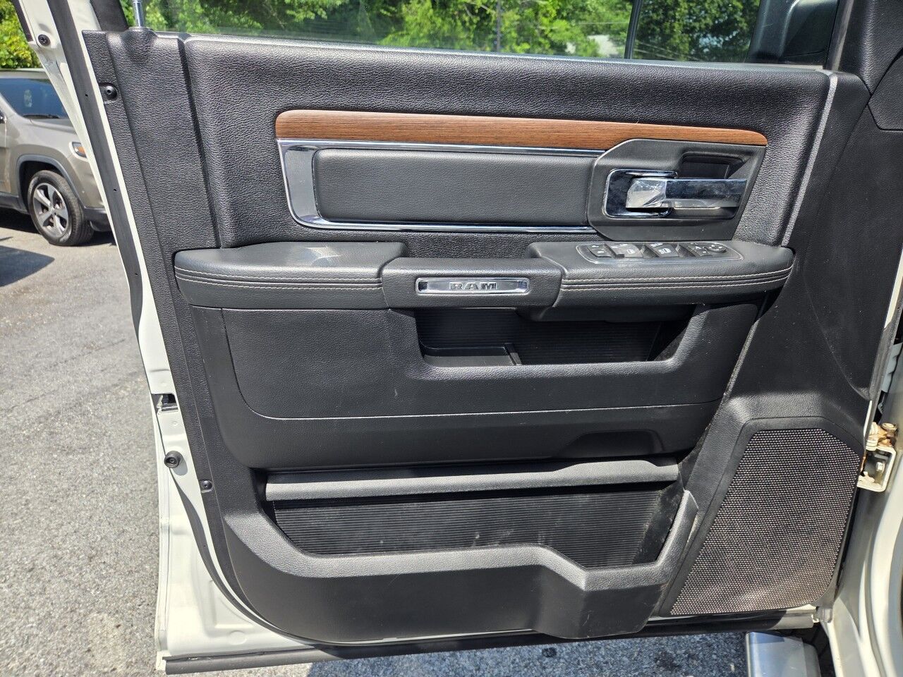 2016 Ram 1500 Laramie Charlton MA