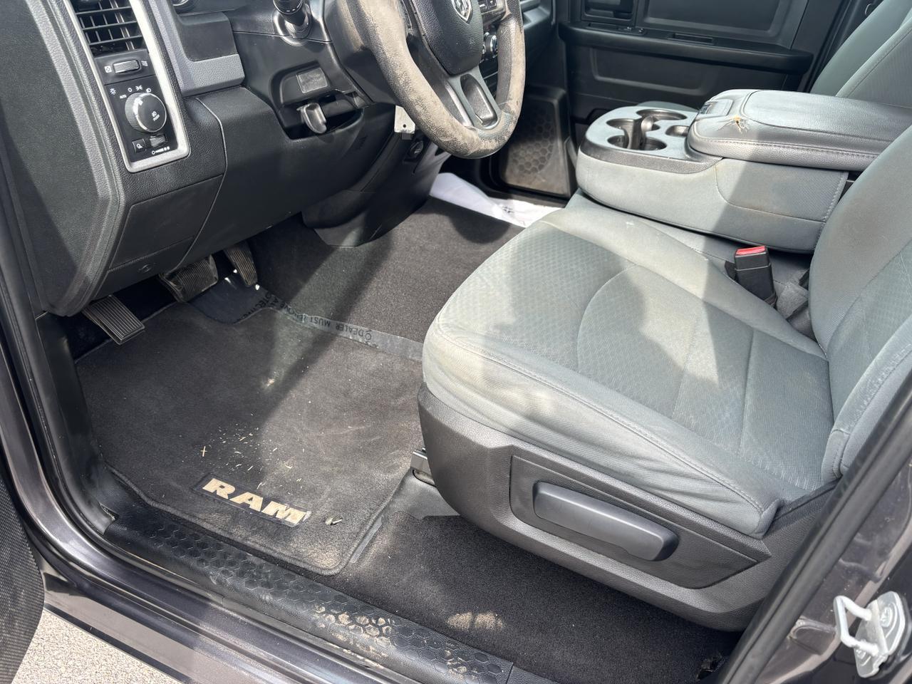 2016 Ram 1500 Quad Cab Express Pickup 4D 6 1/3 ft Aurora MO