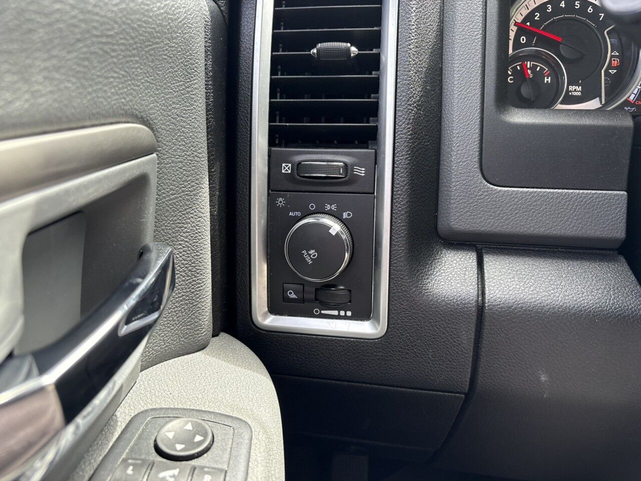 2016 Ram 1500 SLT Fitchburg MA