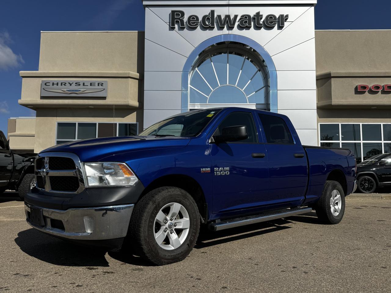 2016 Ram 1500 SXT Crew Cab 4x4 | HEMI V8 | Cloth | Front Bench | AC | Keyless Entry