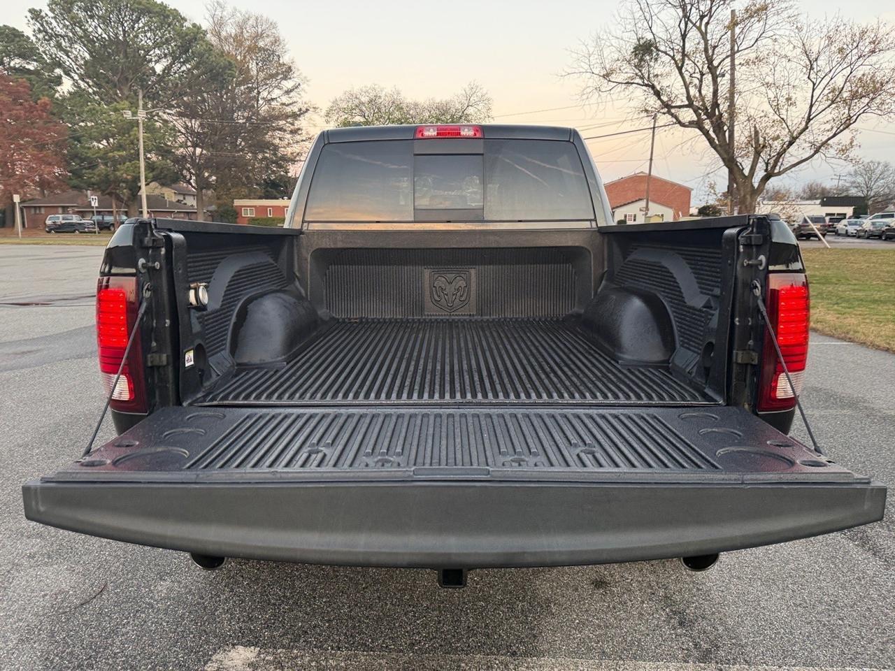 2016 Ram 1500 Sport, HEATED STEERING WHEEL, HEATED SEATS, UNIVERSAL GARAGE DOOR OPENER, HEATED AND POWER MIRRORS, POWER REAR WINDOW, TOW PACKAGE, BLUETOOTH, KEYLESS ENTRY, LOW MILES, THIS IS A GREAT TRUCK FOR A GREAT PRICE! Norfolk VA