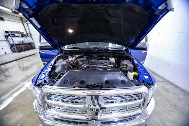 2016 Ram 2500 4x4 Crew Cab Laramie Diesel Leather Roof Nav Red Deer AB